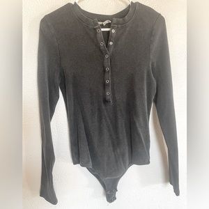 Women’s Henley Bodysuit Size L
